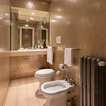 Via Del Campuccio, 72 - 300 Sqm Luxurious With Parking And Private Terrace - Charming Apartment *