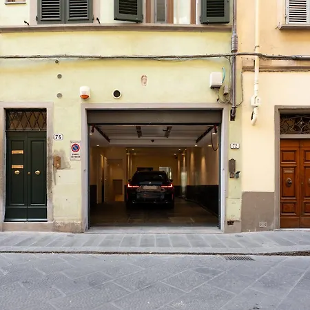 Apartment Via Del Campuccio, 72 - 300 Sqm Luxurious With Parking And Private Terrace - Charming