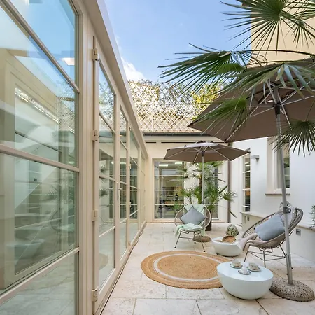 Via Del Campuccio, 72 - 300 Sqm Luxurious With Parking And Private Terrace - Charming