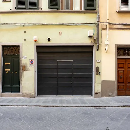 Apartment Via Del Campuccio, 72 - 300 Sqm Luxurious With Parking And Private Terrace - Charming